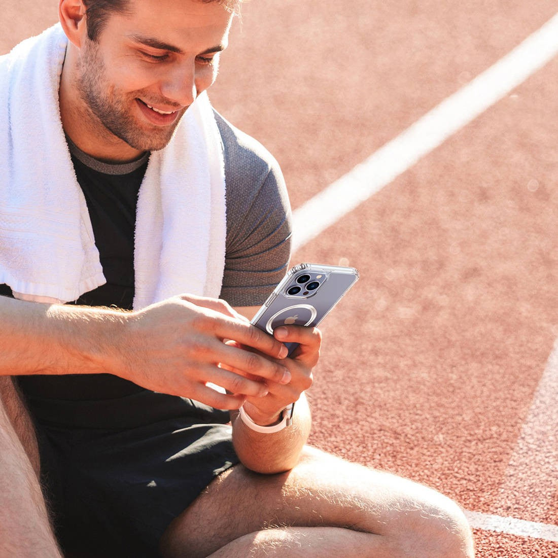 Dėklas Dux Ducis Clin Magsafe Apple iPhone 13 Pro skaidrus