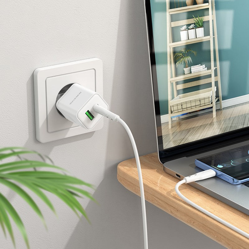 Įkroviklis Borofone BN7 Type-C 20W/USB-A 18W PD20W+QC3.0 + Type-C baltas