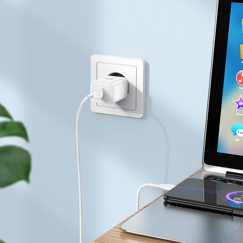 Įkroviklis Hoco N26 USB-A Quick Charge 3.0 18W baltas