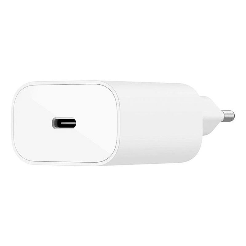 Įkroviklis Belkin Boost Charge USB-C PD 3.0 PPS 25W + USB-C to Lightning kabelis baltas