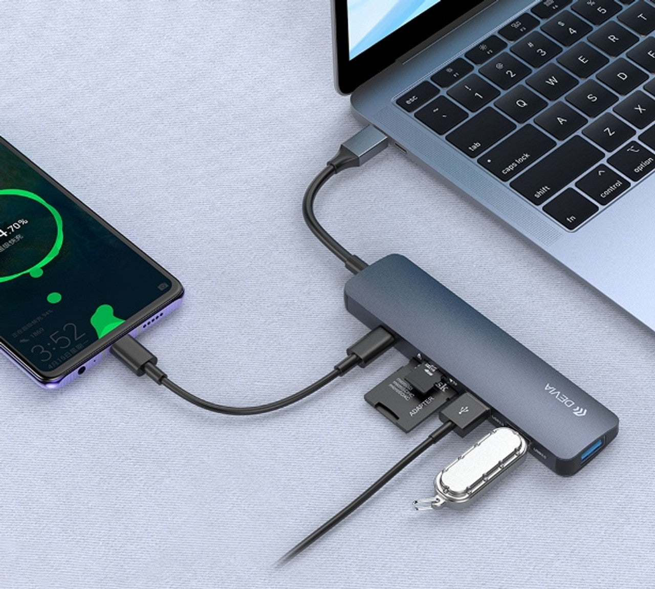 Adapteris Devia Leopard HUB 5 In 1 iš Type-C į USB 3*3 į microSD į Type-C pilkas