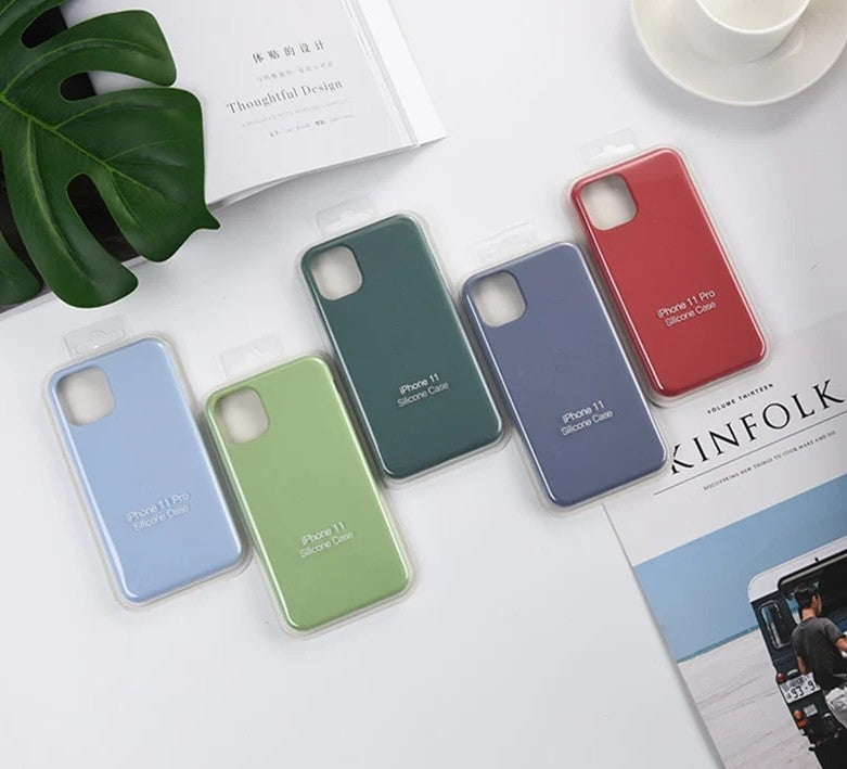Dėklas Mag Silicone Case Apple iPhone 16 Pro Max juodas