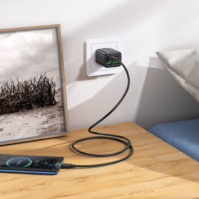Įkroviklis Hoco N56 2xUSB-C/2xUSB-A PD30W + USB-C to USB-C cable 1.0m juodas