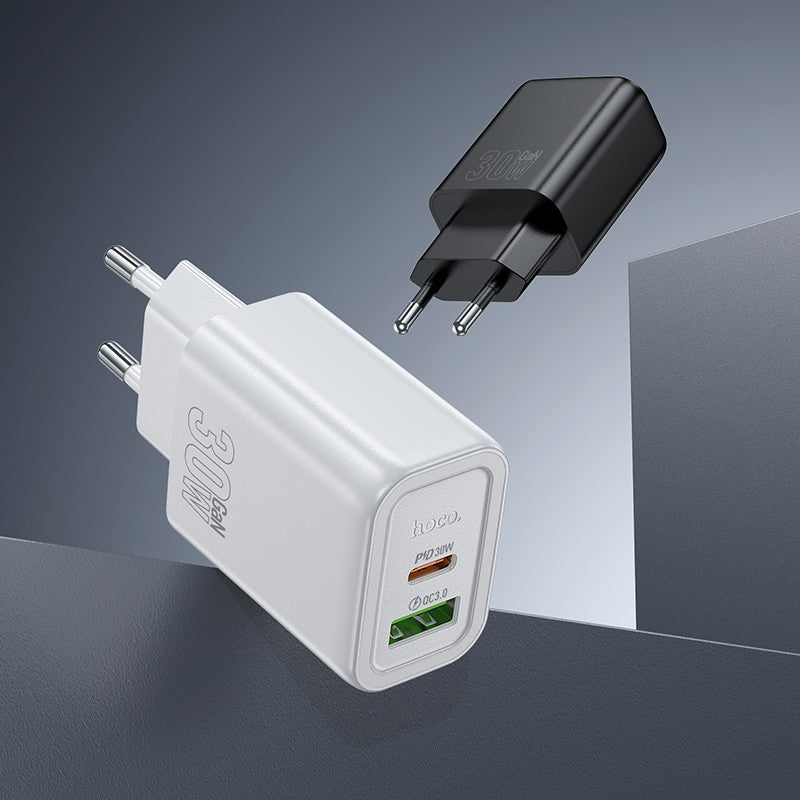 Įkroviklis Hoco N63 30W GaN USB-C/USB-A + USB-C to Lightning cable 1.0m baltas