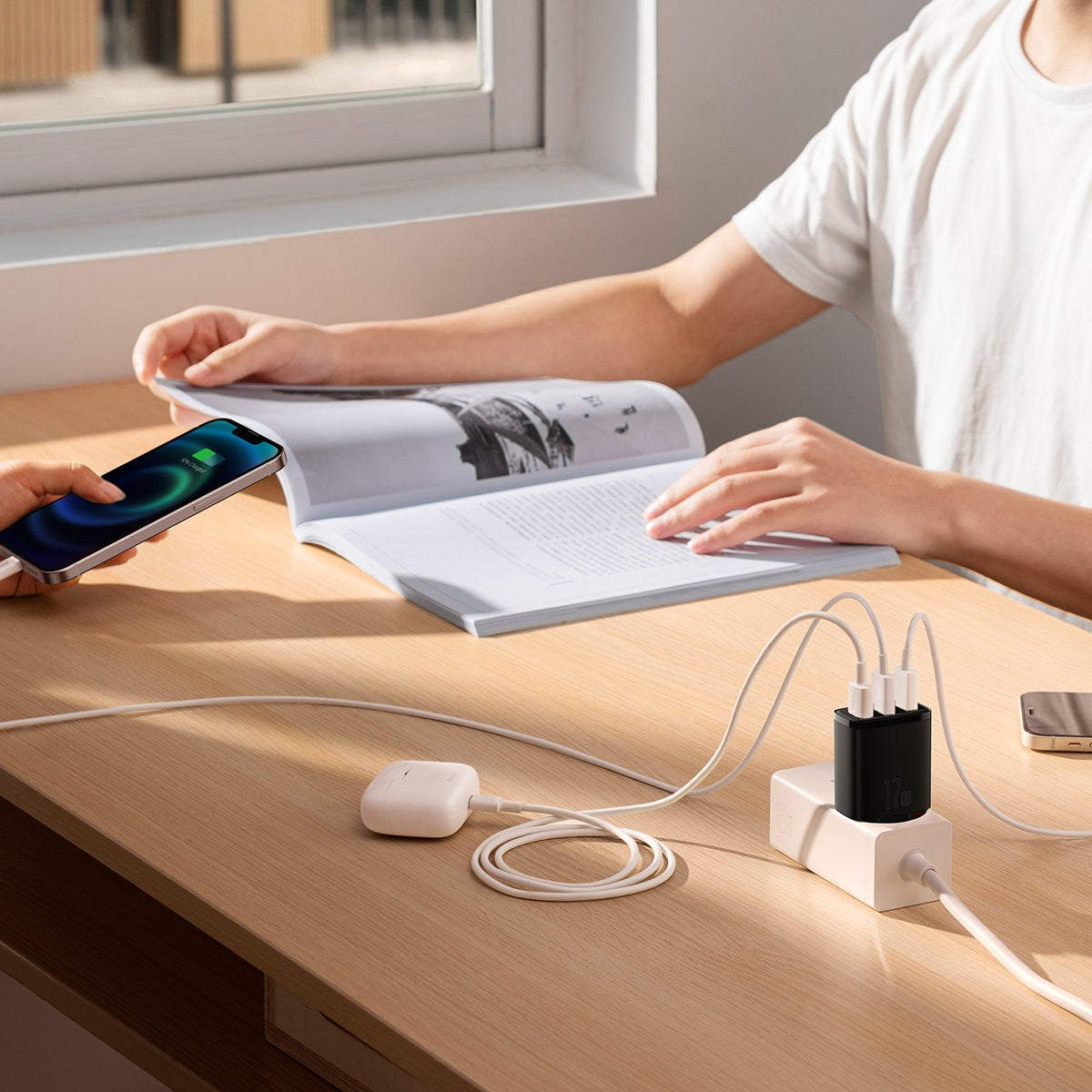 Įkroviklis Baseus Compact Charger 3U 17W 3xUSB juodas CCXJ020101