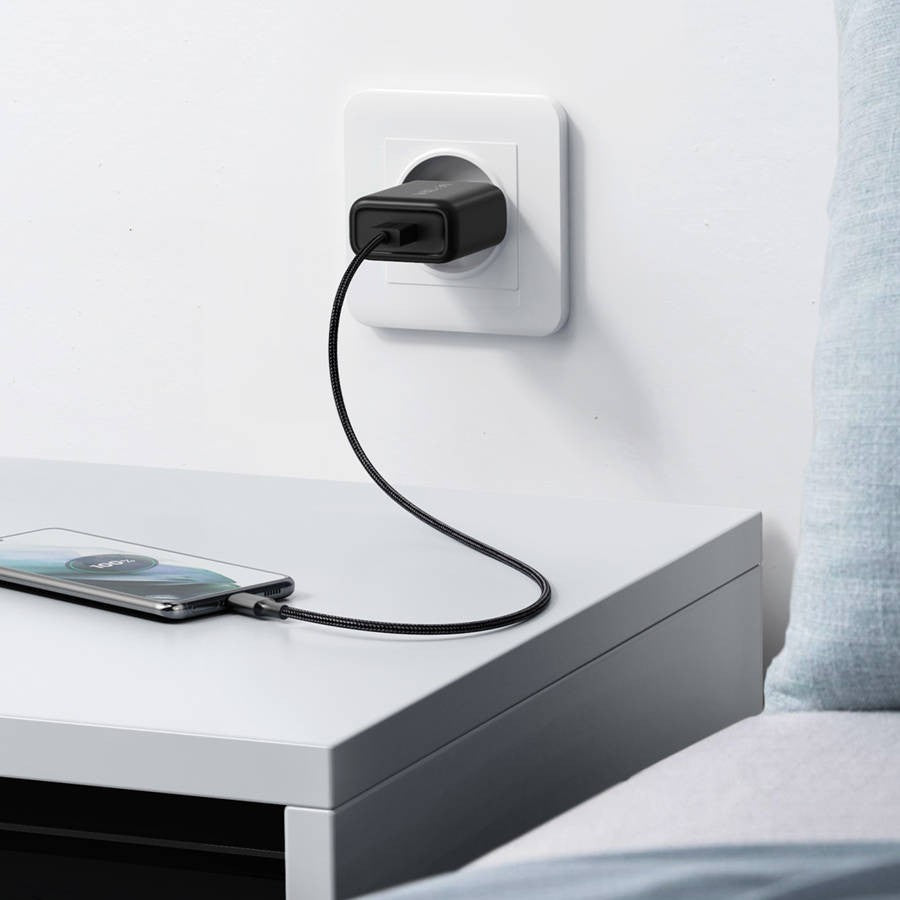 Įkroviklis Ugreen CD122 USB-A 18W 3A juodas