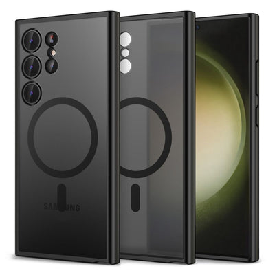 Trys juodos telefono dėklai su skaidriomis dalimis ir magnetiniu žiedu, matosi fotoaparato lęšiai.