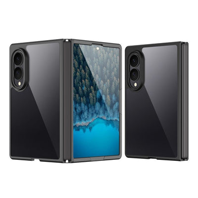 Juodas sulankstomas telefonas, viename ekrane rodomas mėlynas ežeras ir miško vaizdas.