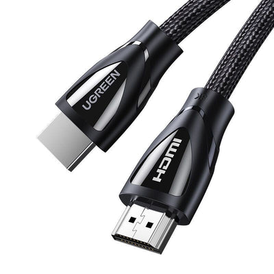 Juodas pintas HDMI kabelis su užrašais „UGREEN“ ir „HDMI“ ant jungčių, sidabrinės detalės.